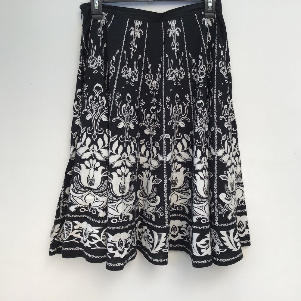 Black and White Batik print skirt  6